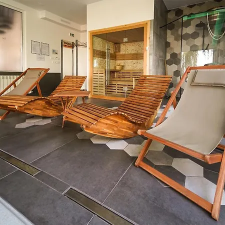 Grand House 47 فيلة Boguszyn (Leszno)