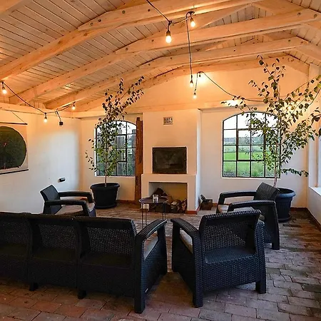 Grand House 47 Villa Boguszyn (Leszno)