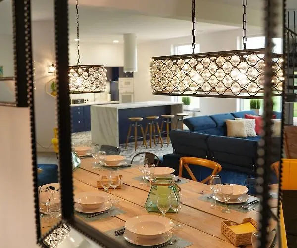 Grand House 47 Villa