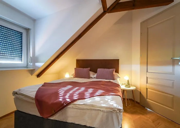 Grand House 47 Villa